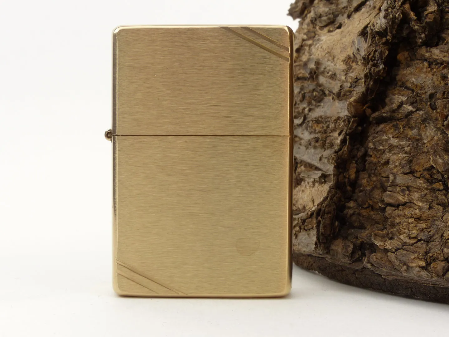 zippo_vintage_stripes_60000808_1
