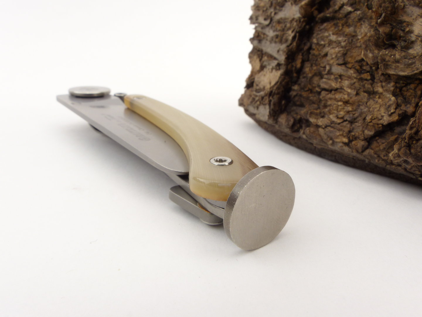 rattrays_pfeifenmesser_explorer_light_horn_3