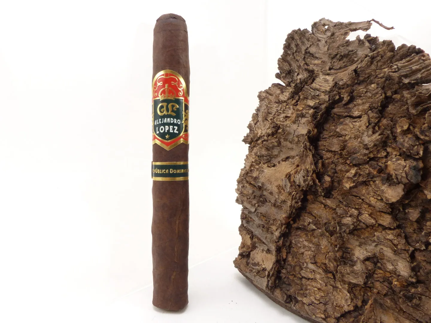Alejandro_Lopez_Dominicana_Maduro_Corona_3_1