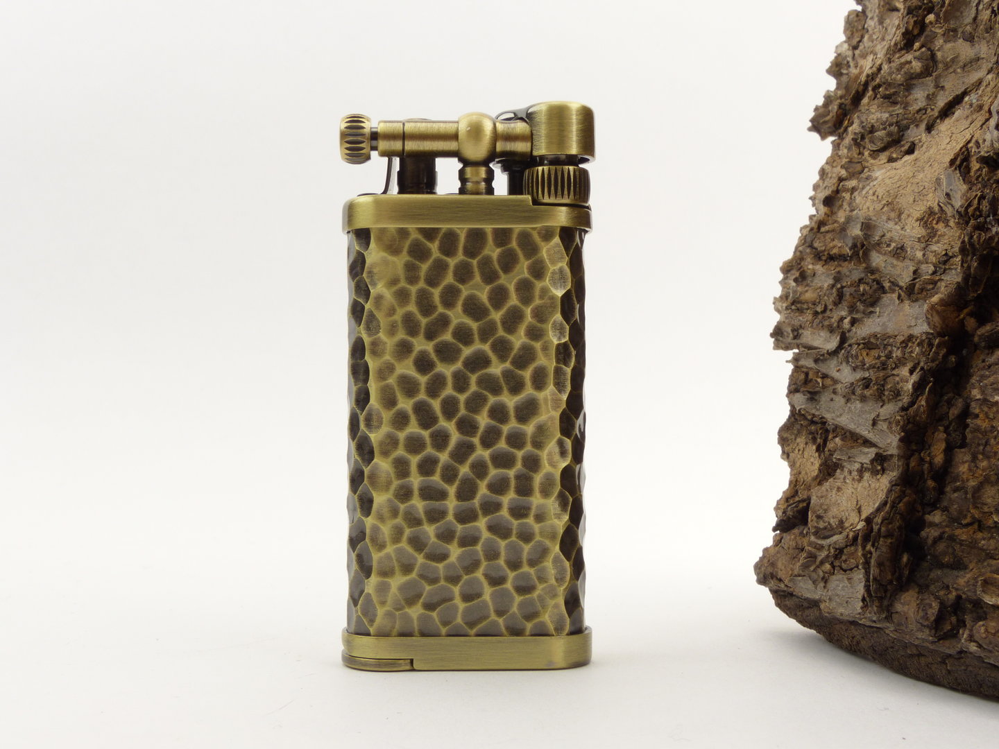 im_corona_old_boy_64-2217_3