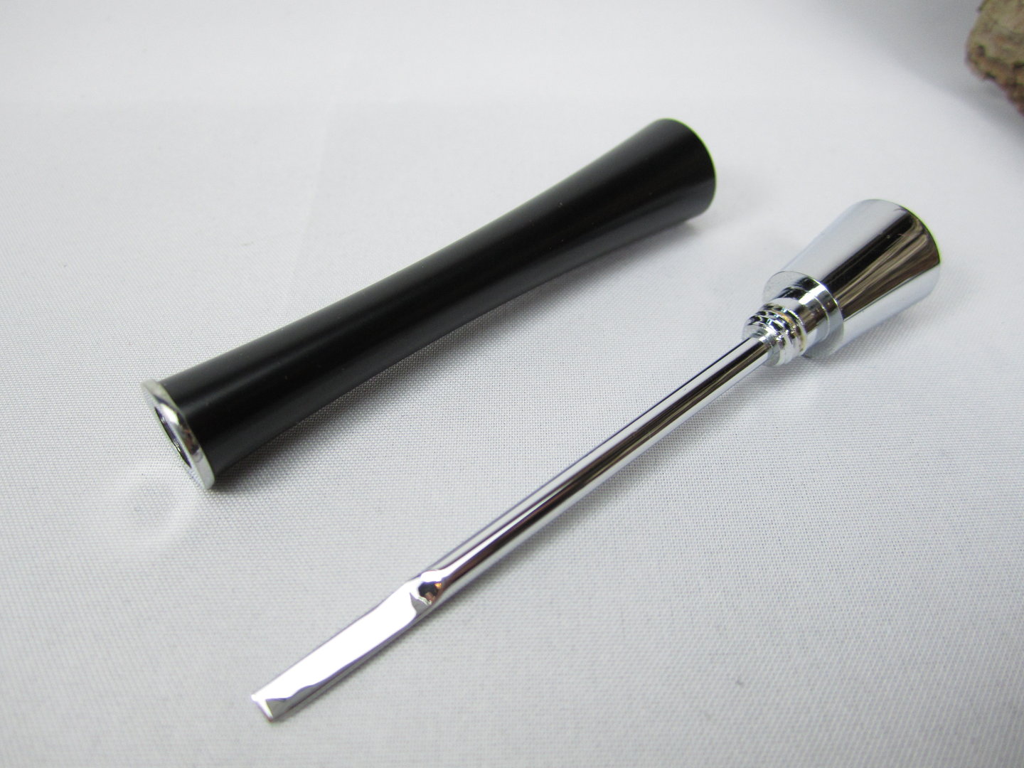 rattrays_pfeifenstopfer_bone_chrom_cap_5