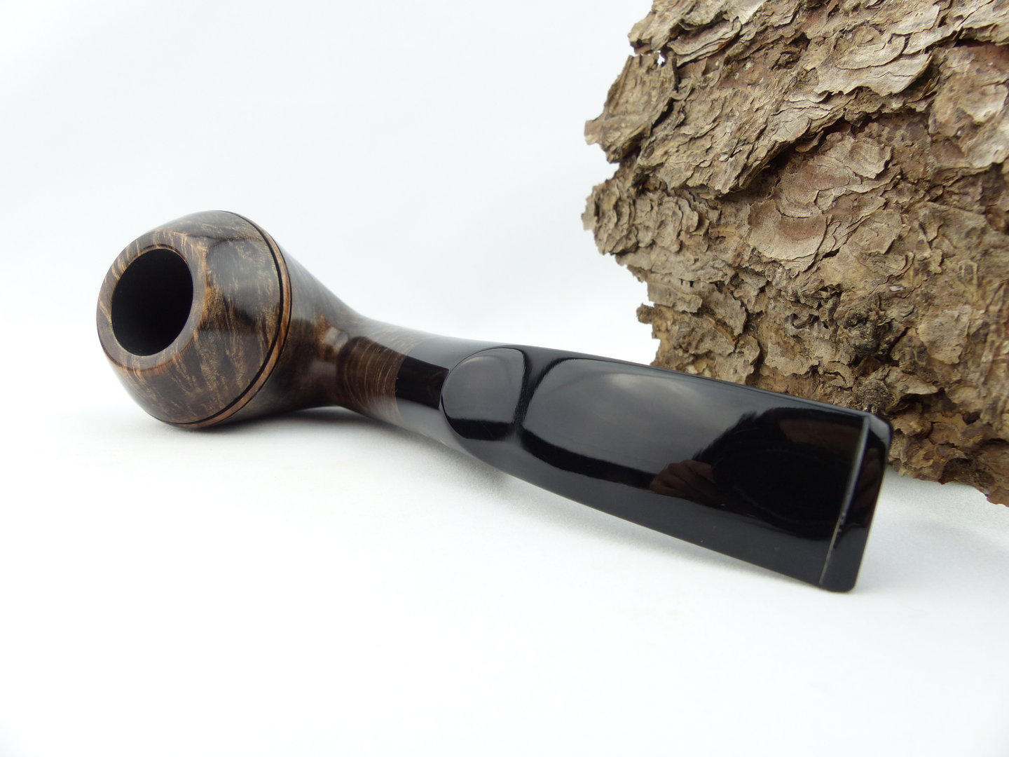 cesare_barontini_pfeife_stuart_6_contrast_5