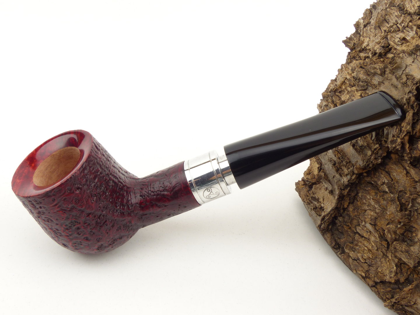 rattrays_monarch_5_sand_red_black_1