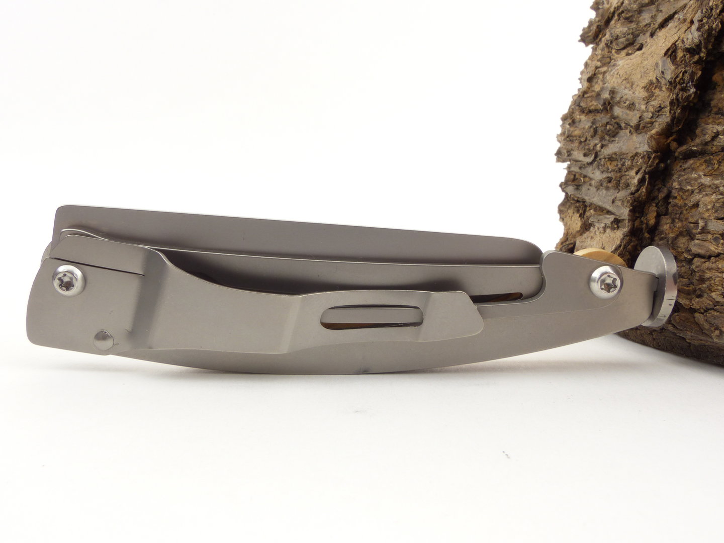 rattrays_pfeifenmesser_explorer_olive_2