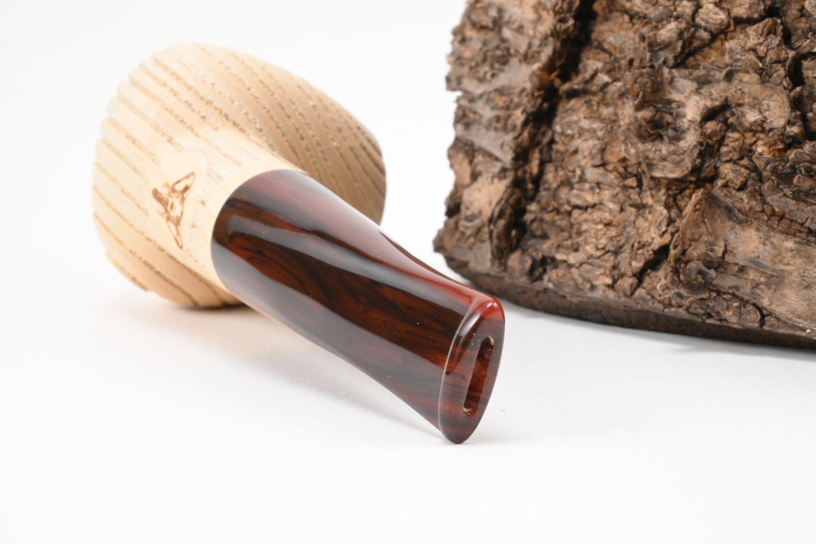 white_elephant_pipe_pfeife_etosha_5_4