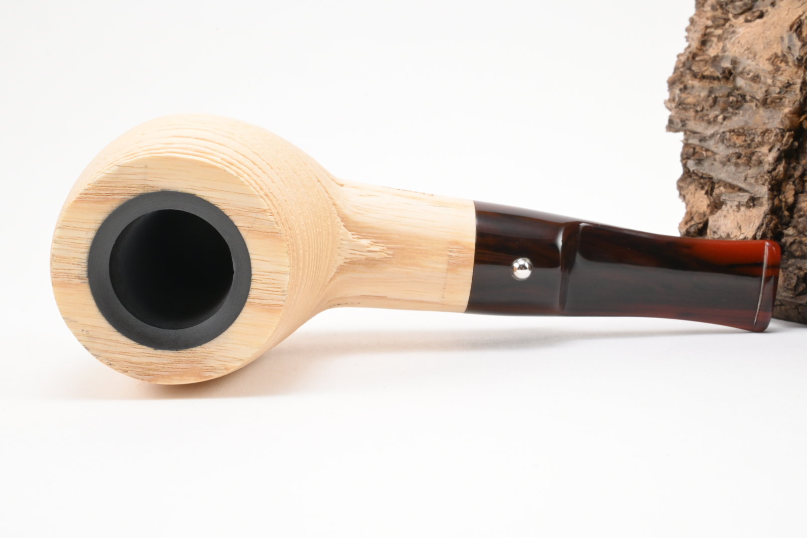 white_elephant_pipe_pfeife_etosha_6_6