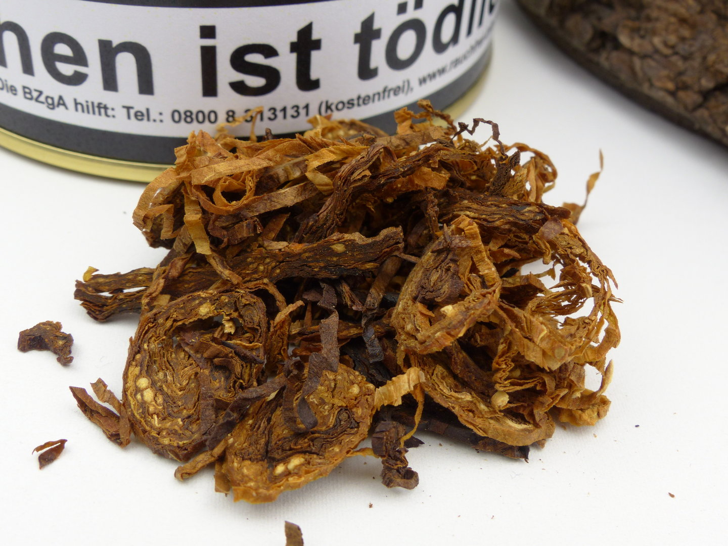 hu_tobacco_original_warehouseblend_directors_cut_100g_6