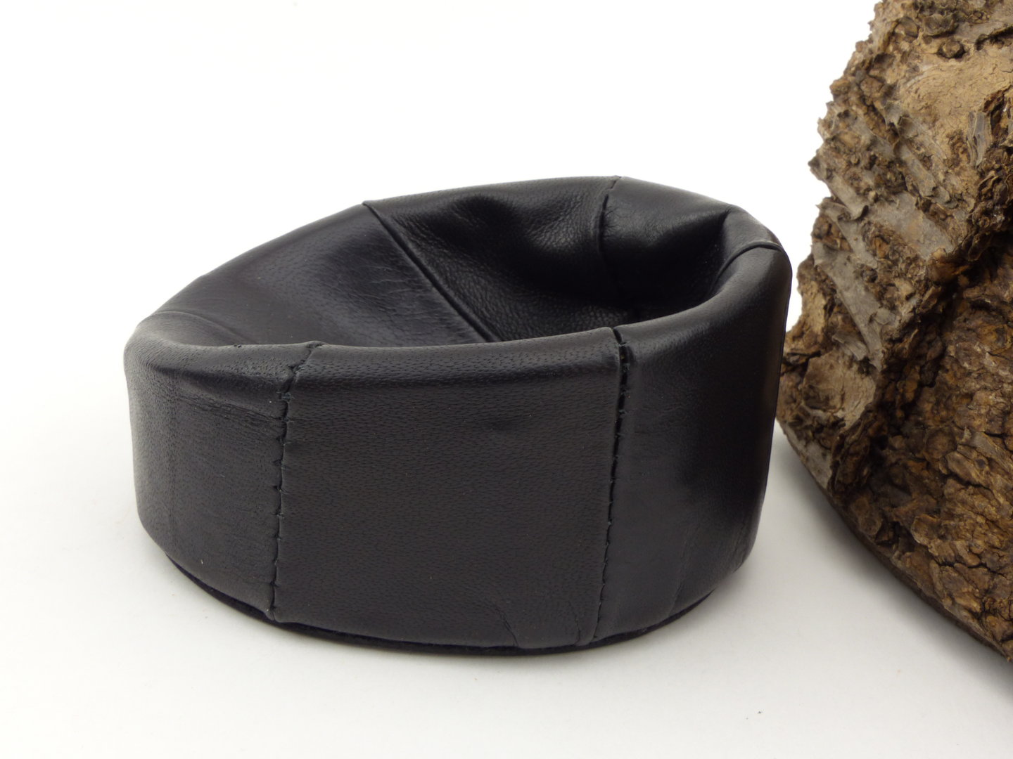 pfeifenstaender_leder_553221_1