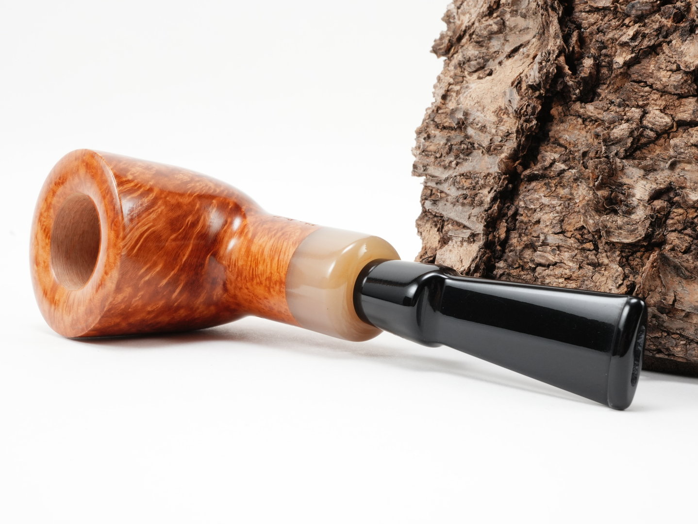 rattrays_the_bull_light_143_5