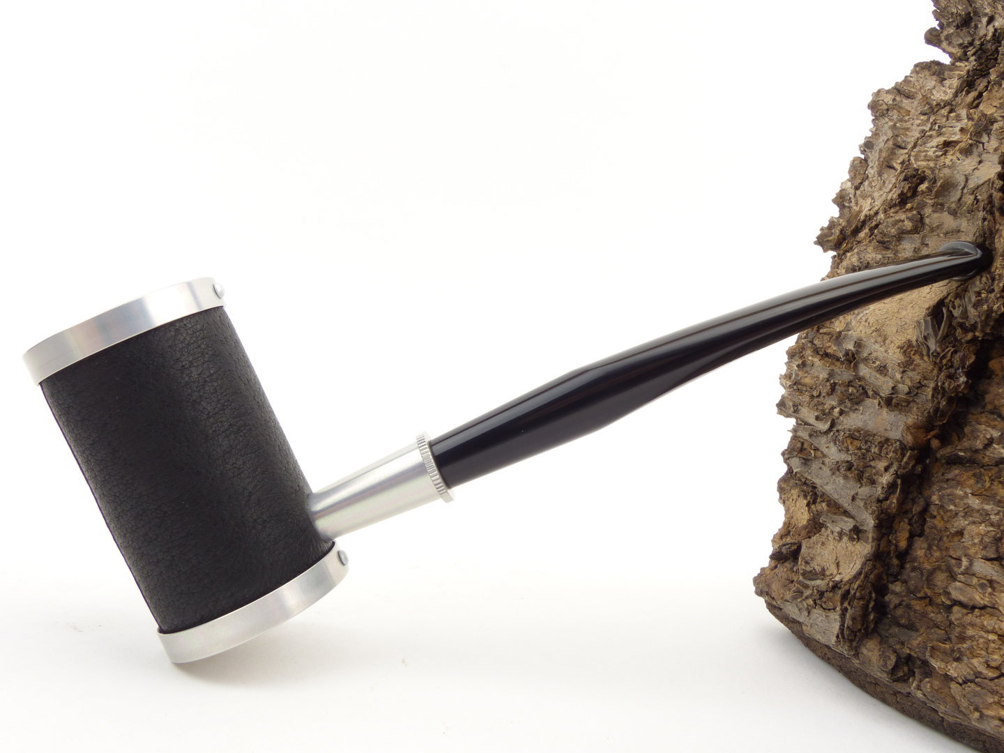 Tsuge_Metal_Tankard_Leather_Black_2