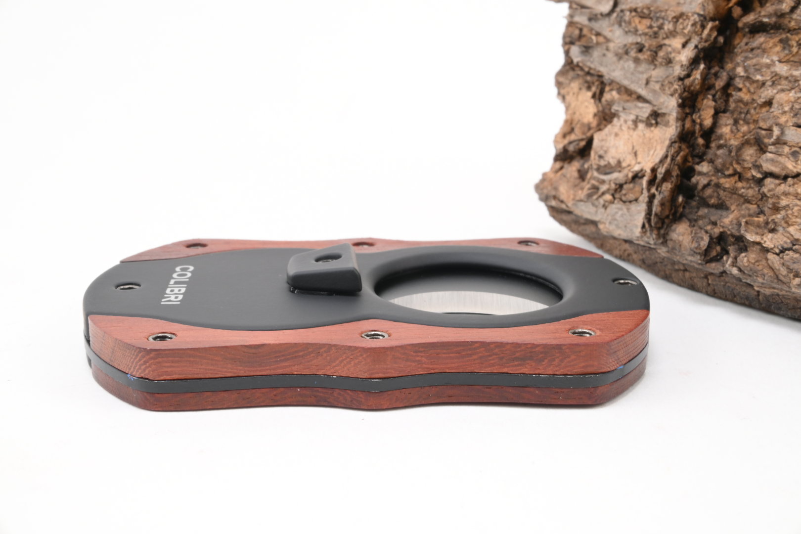 Colibri_Zigarren_Cutter_Wood_Rot_5