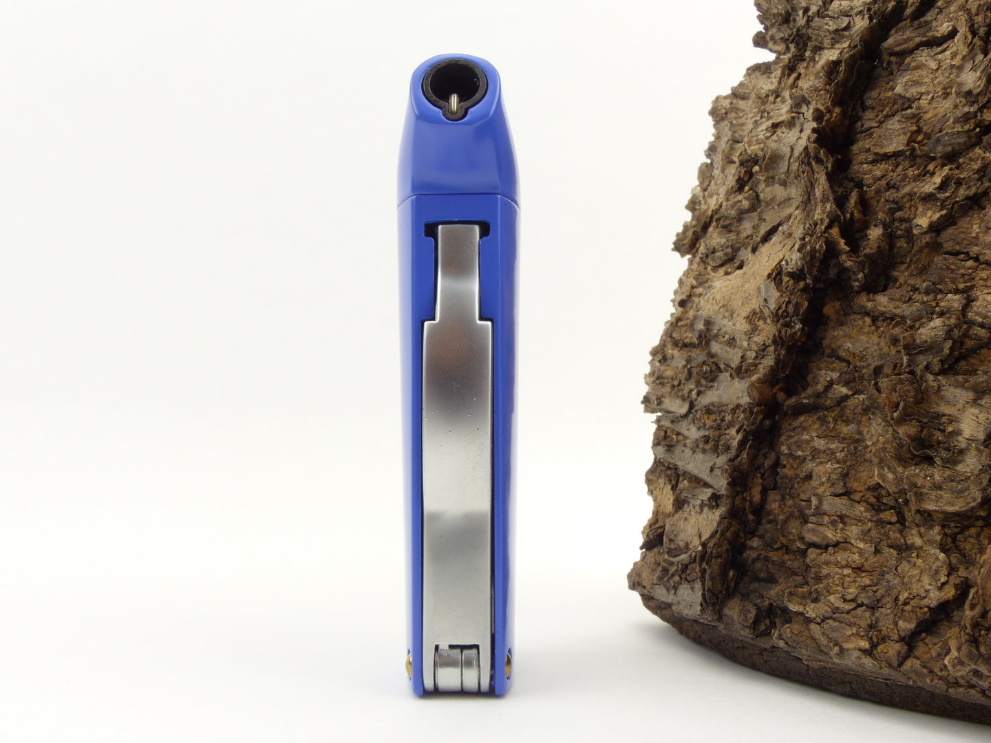 brebbia_pfeifenfeuerzeug_blau_2