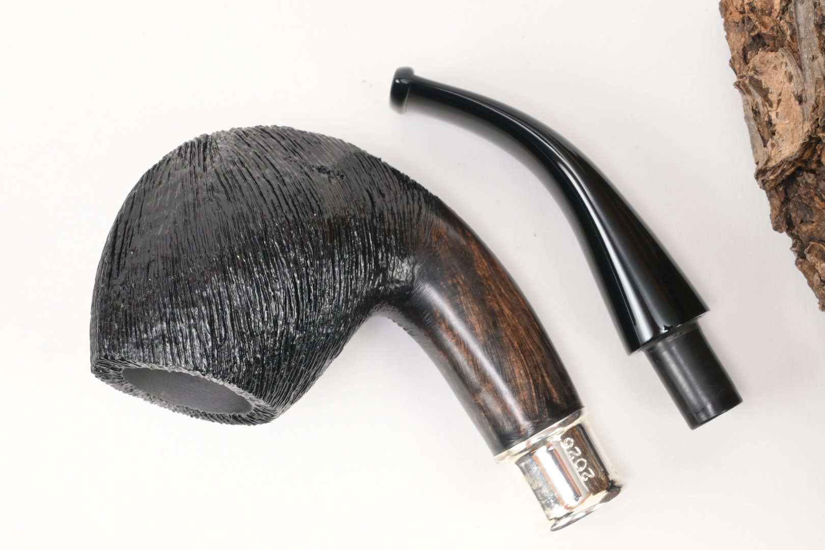 l_anatra_dalle_uova_d_oro_pipe_of_the_year_2025_brushed_9