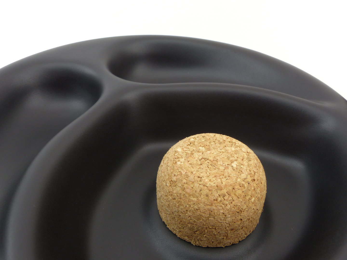 pfeifenaschenbecher_rund_schwarz_matt_2_4