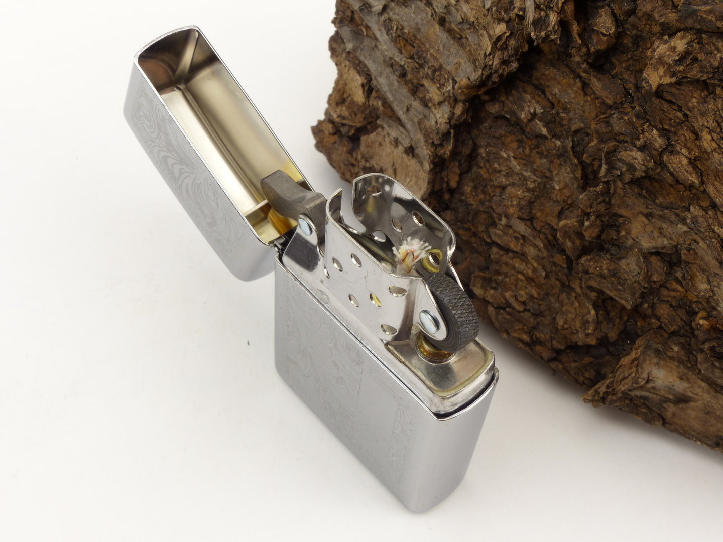 zippo_feuerzeug_venetian_chrome_60000813_6