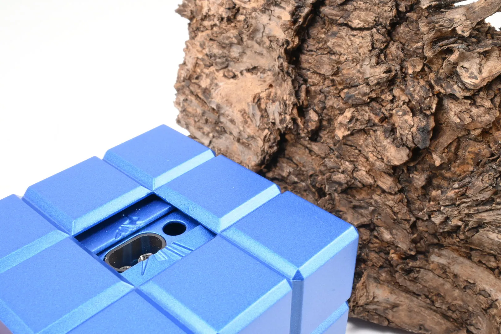 Colibri_Tischfeuerzeug_Heritage_Cube_Blau_6