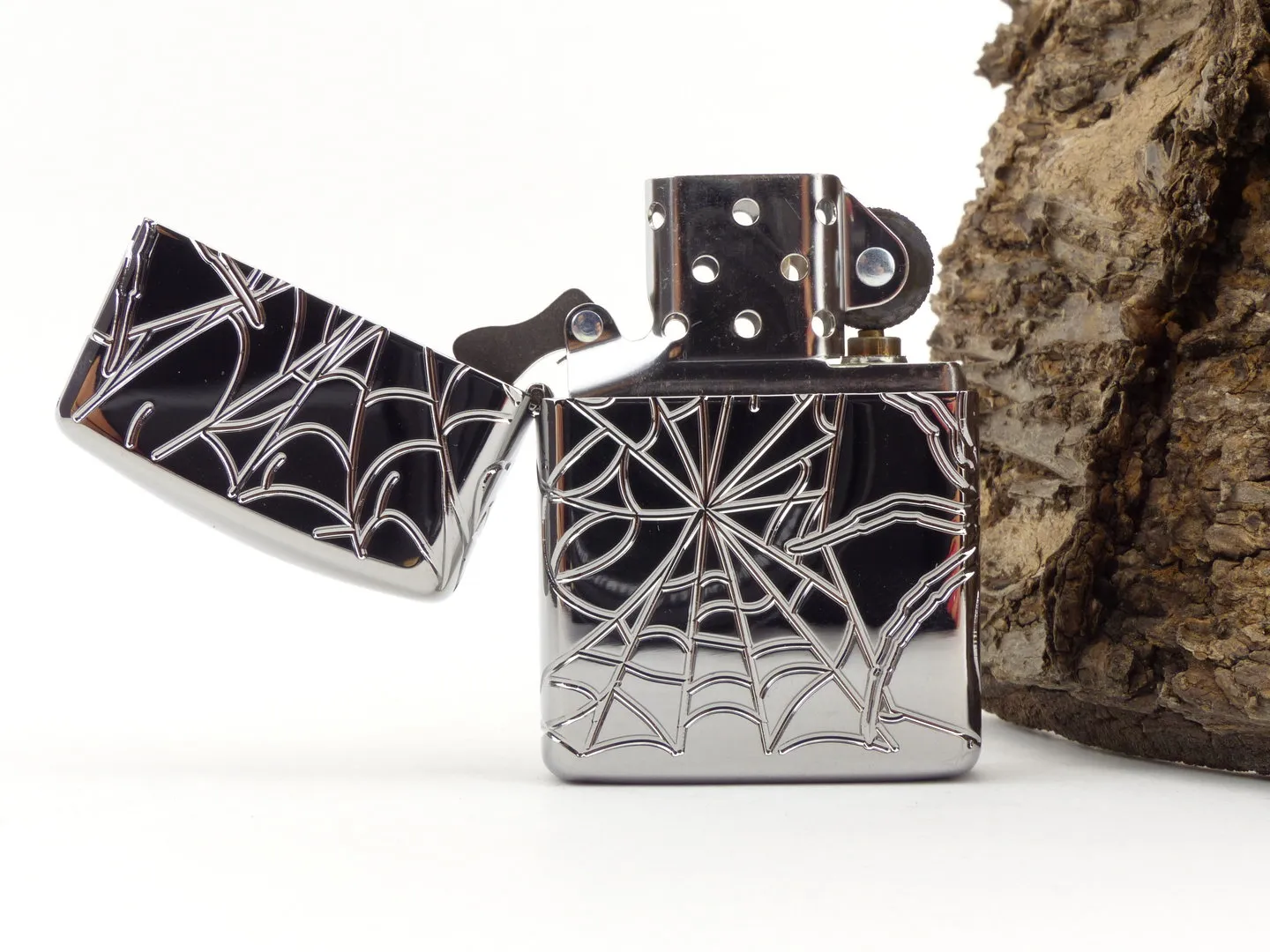 Zippo Feuerzeug Spider Deep Carved 167 – Produktbild 2