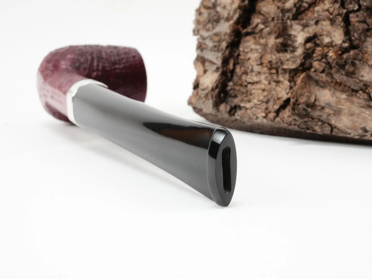 dunhill_ruby_bark_4303_F_9mm_46_4