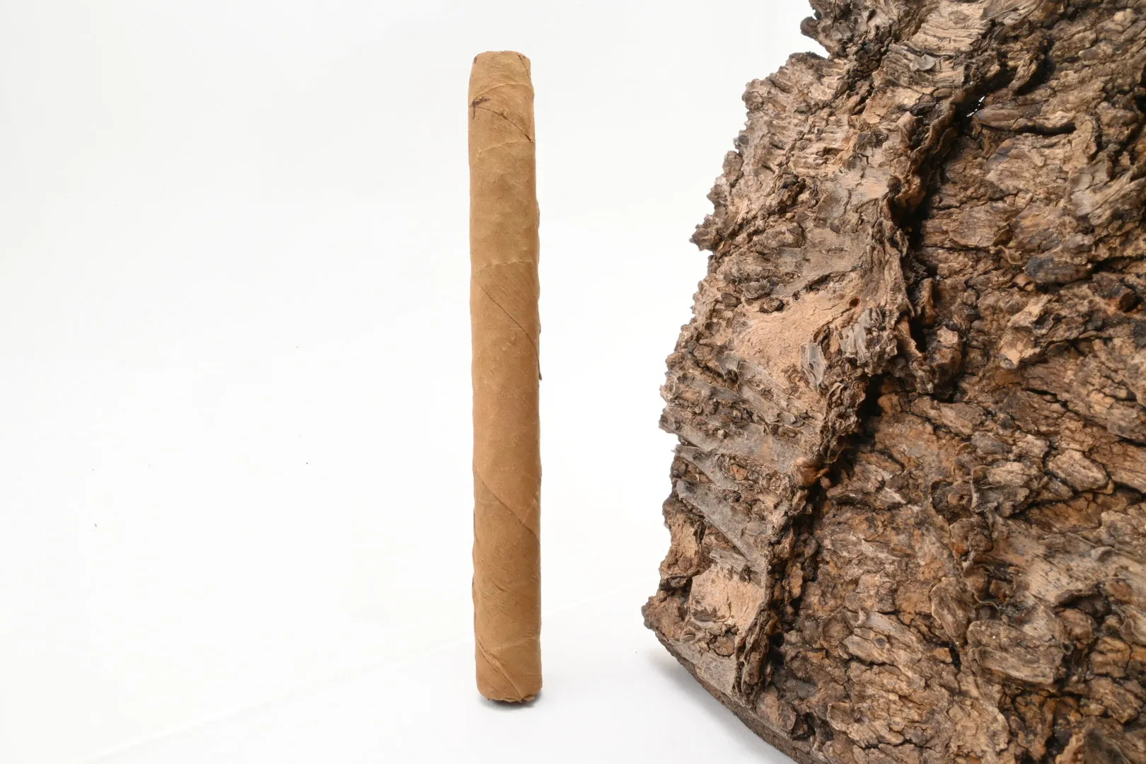 Montosa_Claro_Cigarros_4_1