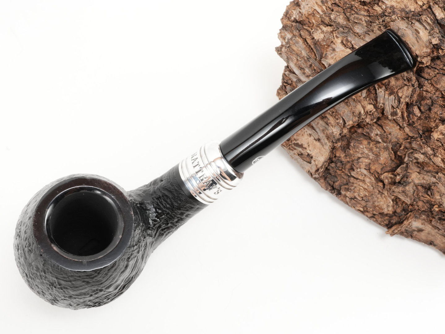 rattrays_the_bagpiper_sand_black_12