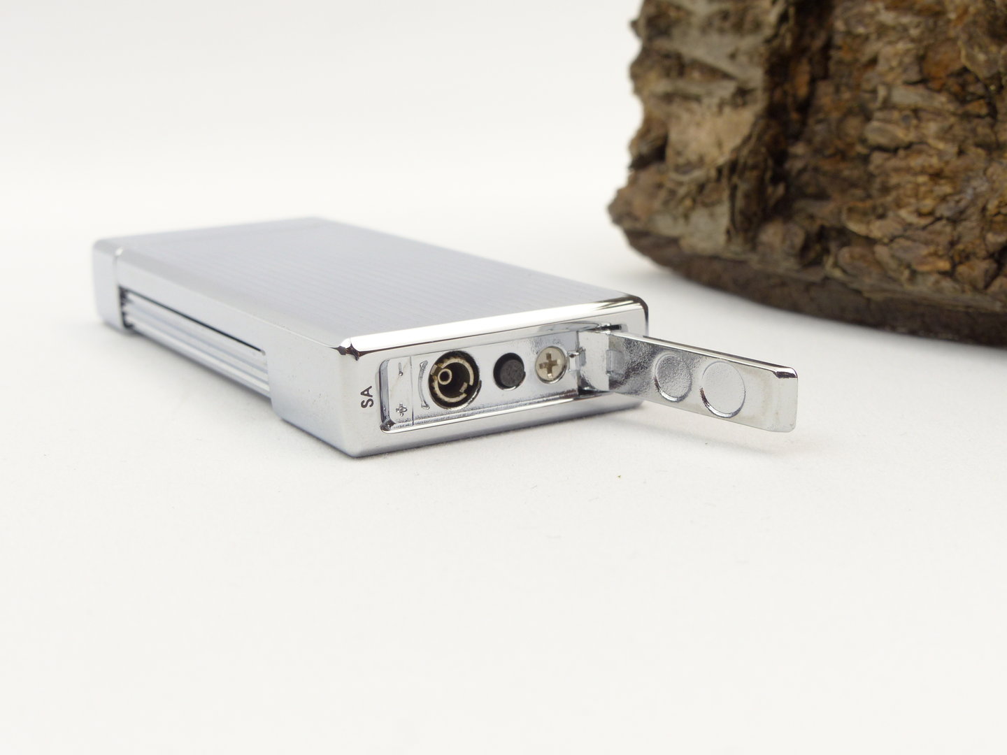 rattrays_grand_pfeifenfeuerzeug_chrome_stripes_6