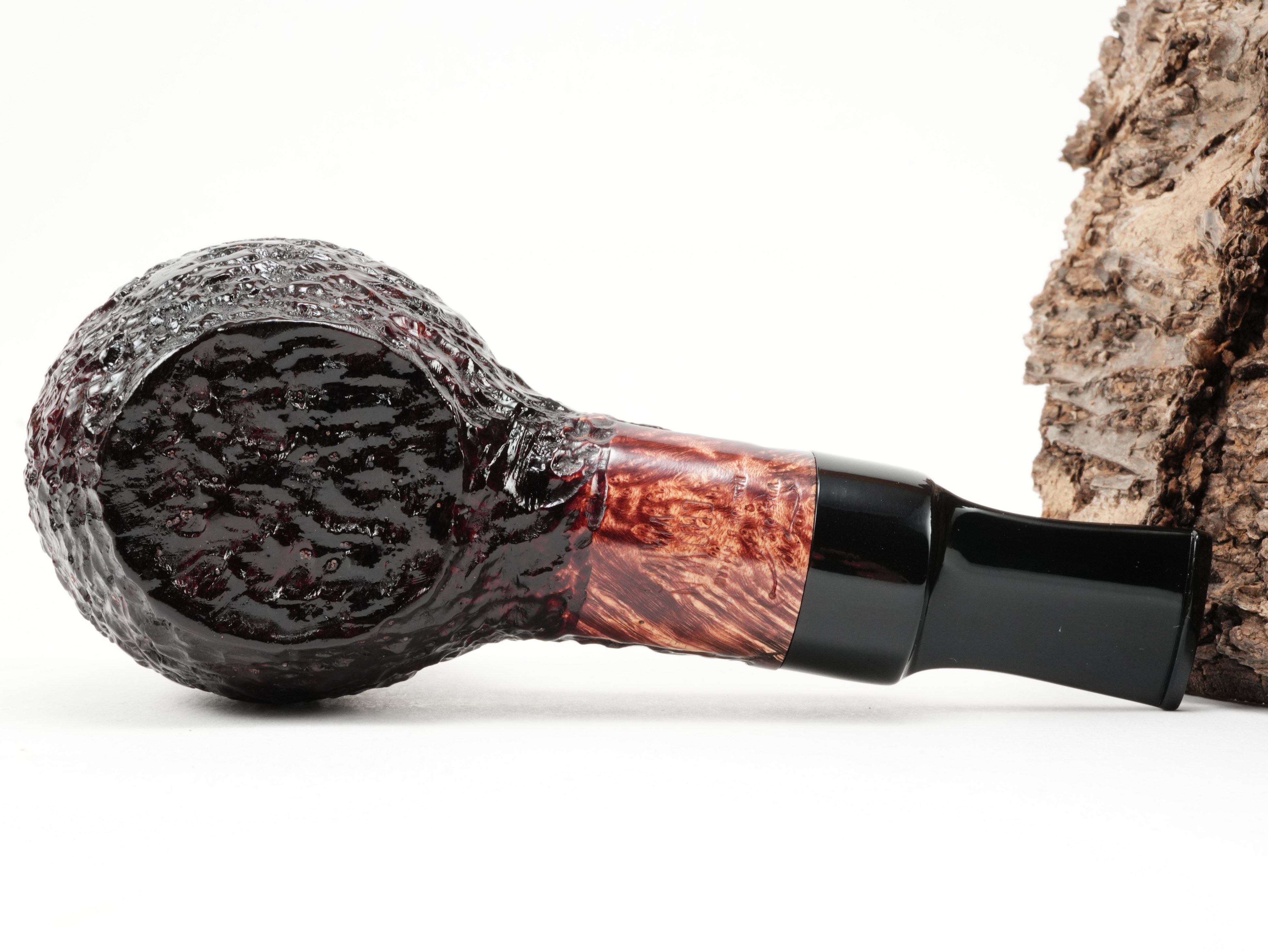 Abgeflachte Standfläche der Poul Winslow Crown Viking 709 von unten mit eingeprägtem Marken-Stempel am glatten Holmende