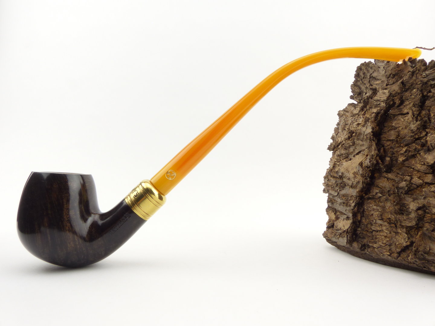 rattrays_the_bagpiper_grey_yellow_2