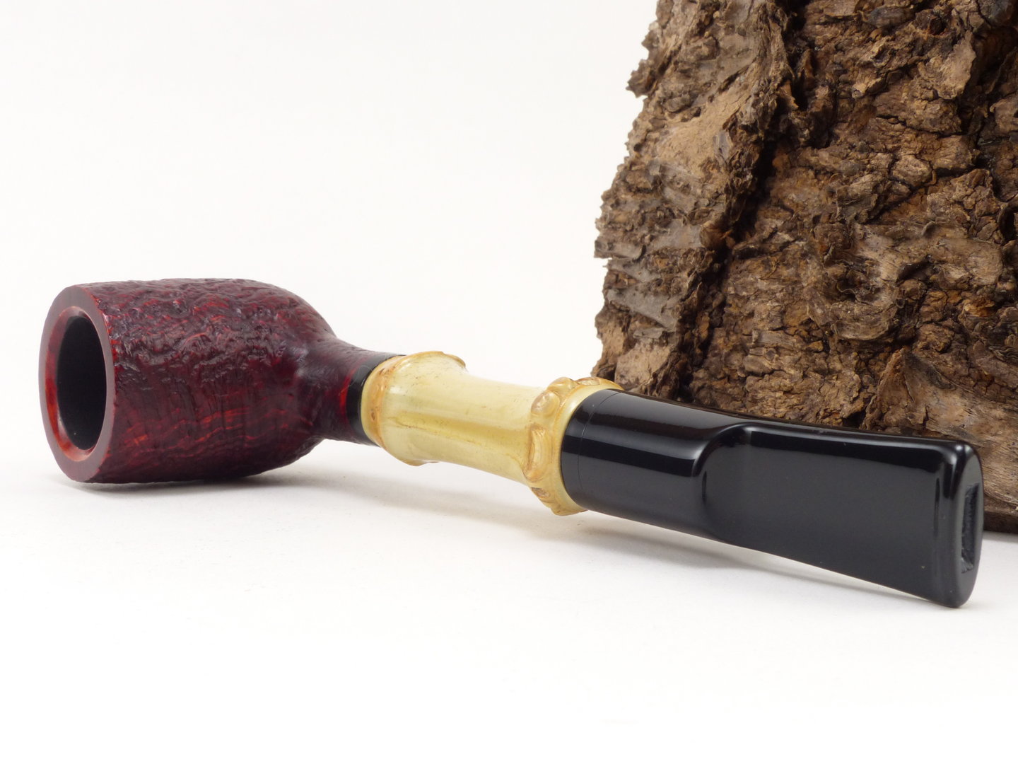 rattrays_bamboo_billiard_sand_red_filter_5