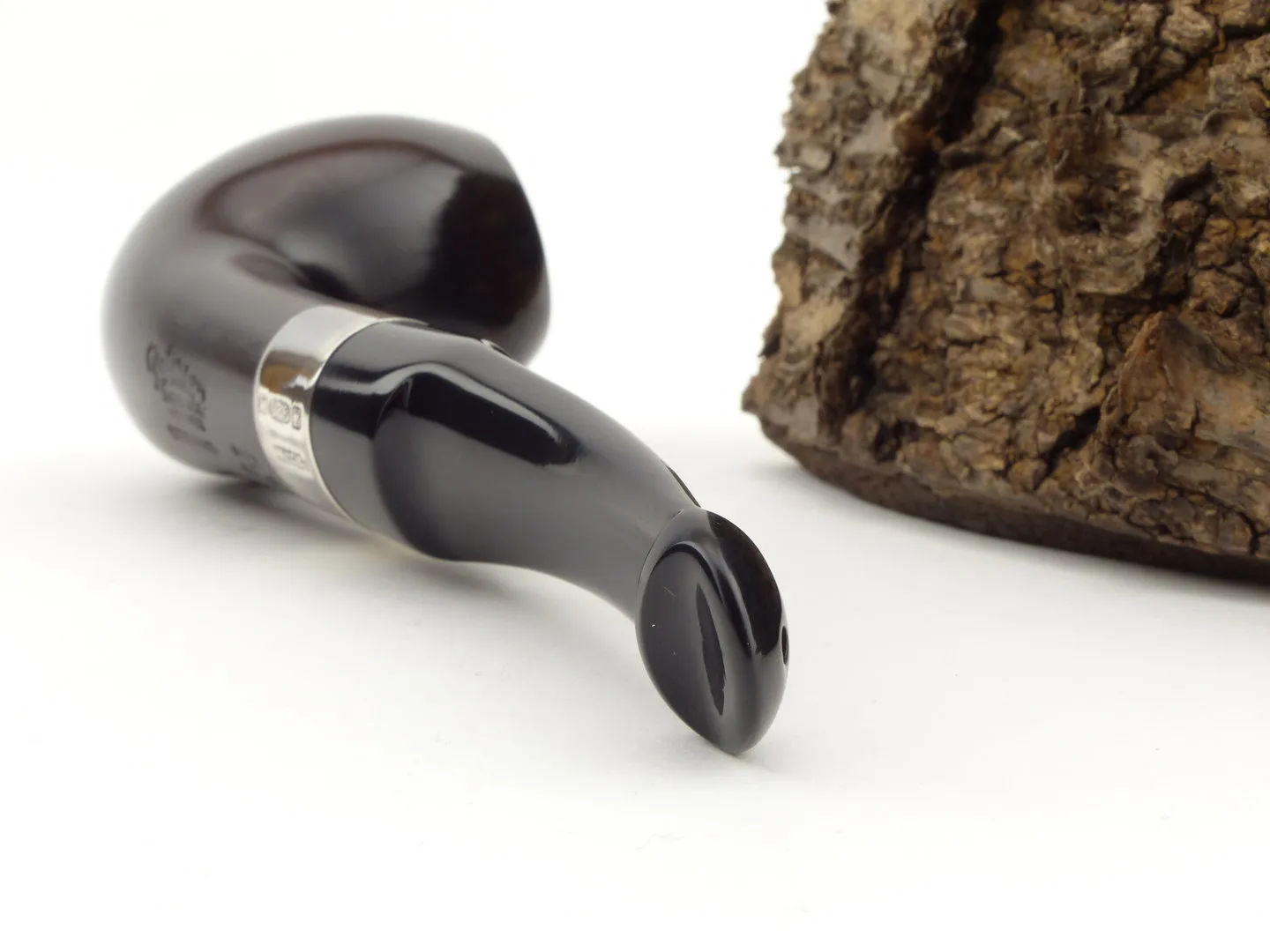 peterson_sherlock_holmes_strand_heritage_lip_4