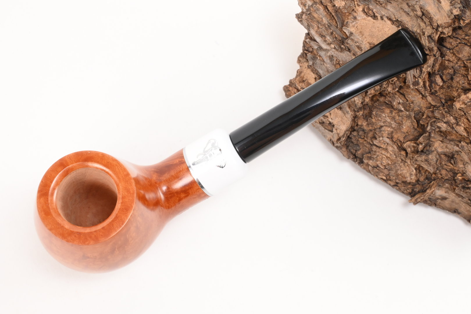 white_elephant_pipe_pfeife_kenya_light_16_3