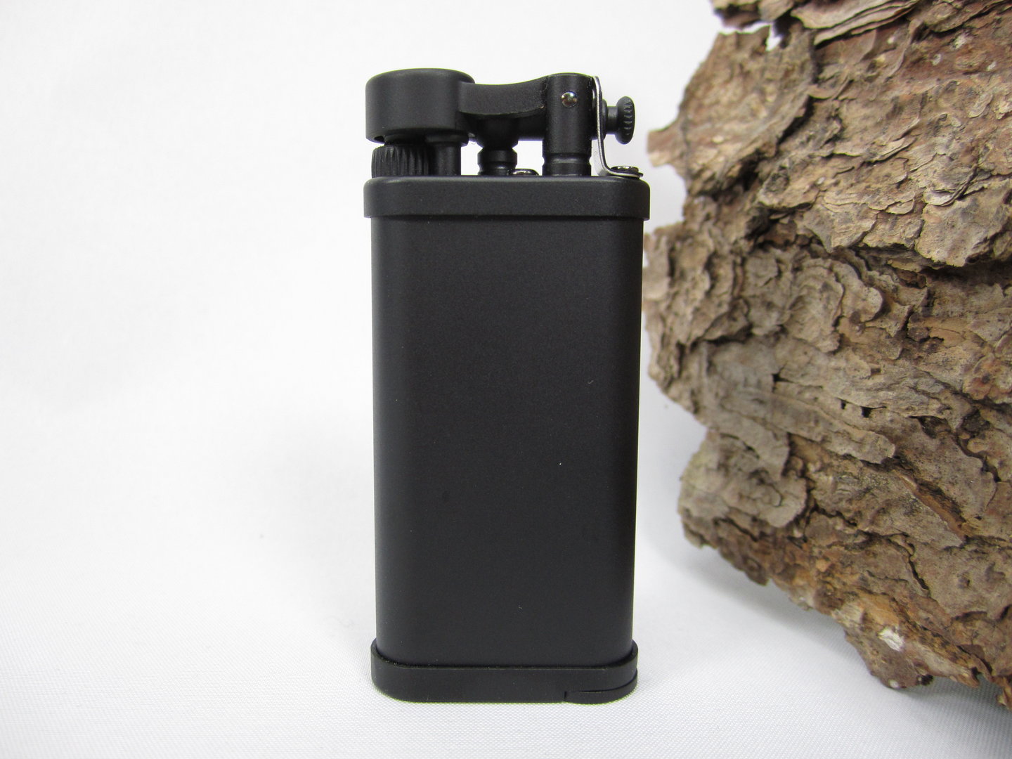 im_corona_old_boy_64-9111_2