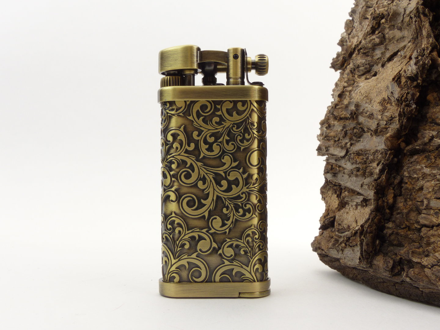 im_corona_old_boy_64-2525_3