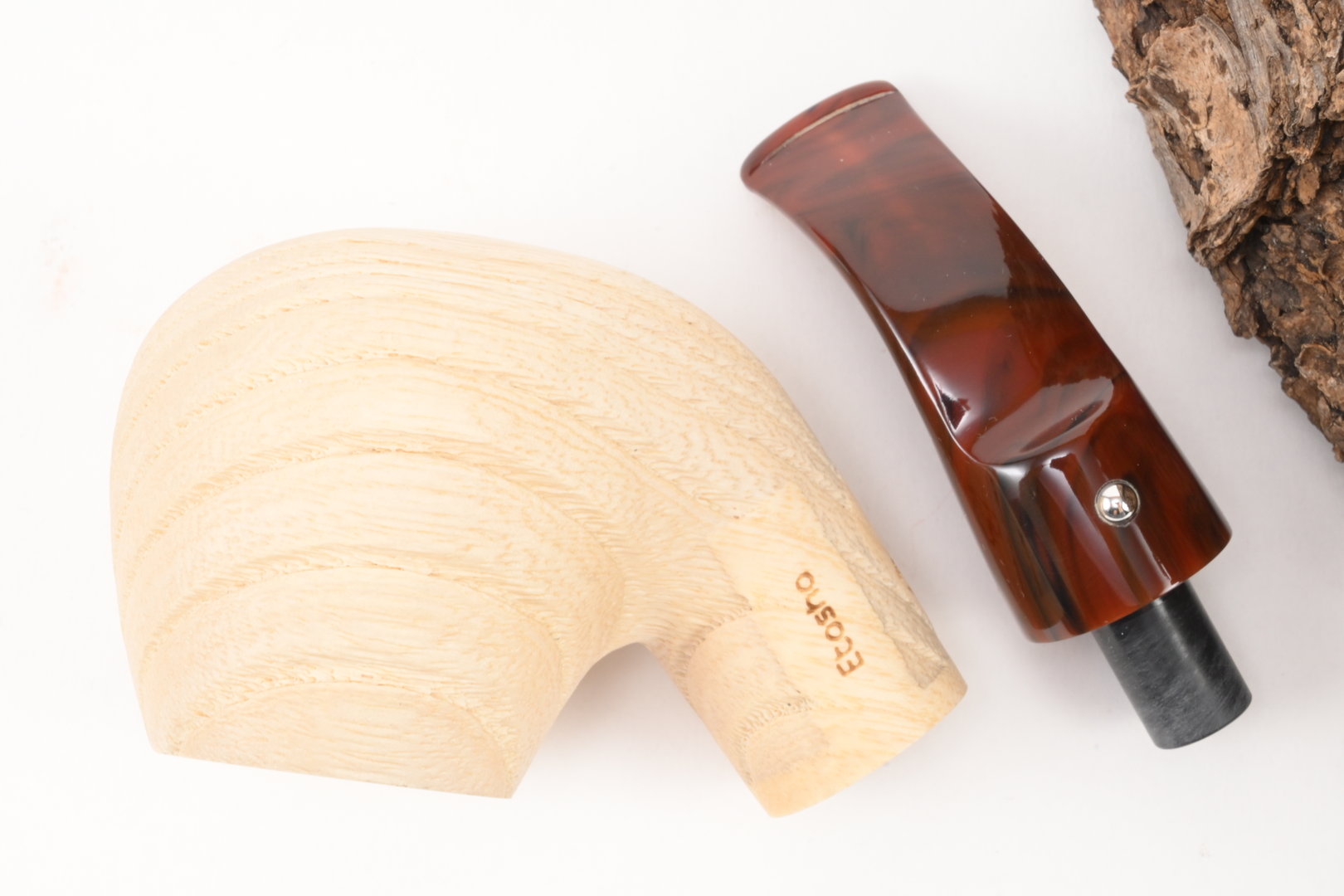 white_elephant_pipe_pfeife_etosha_1_9