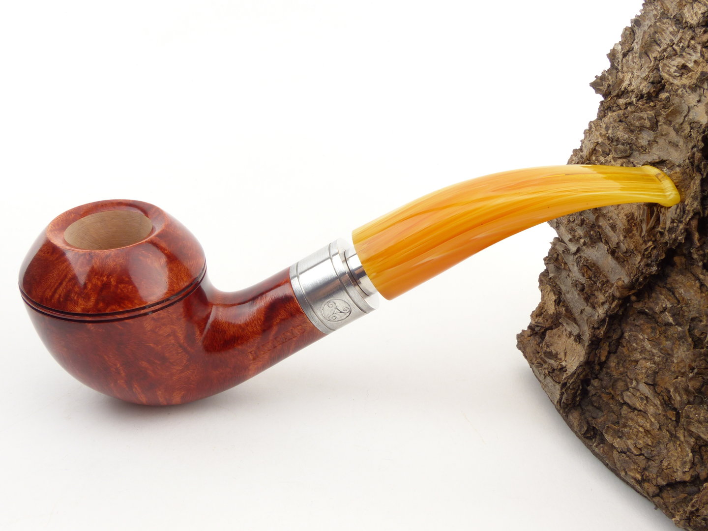 rattrays_monarch_178_light_1