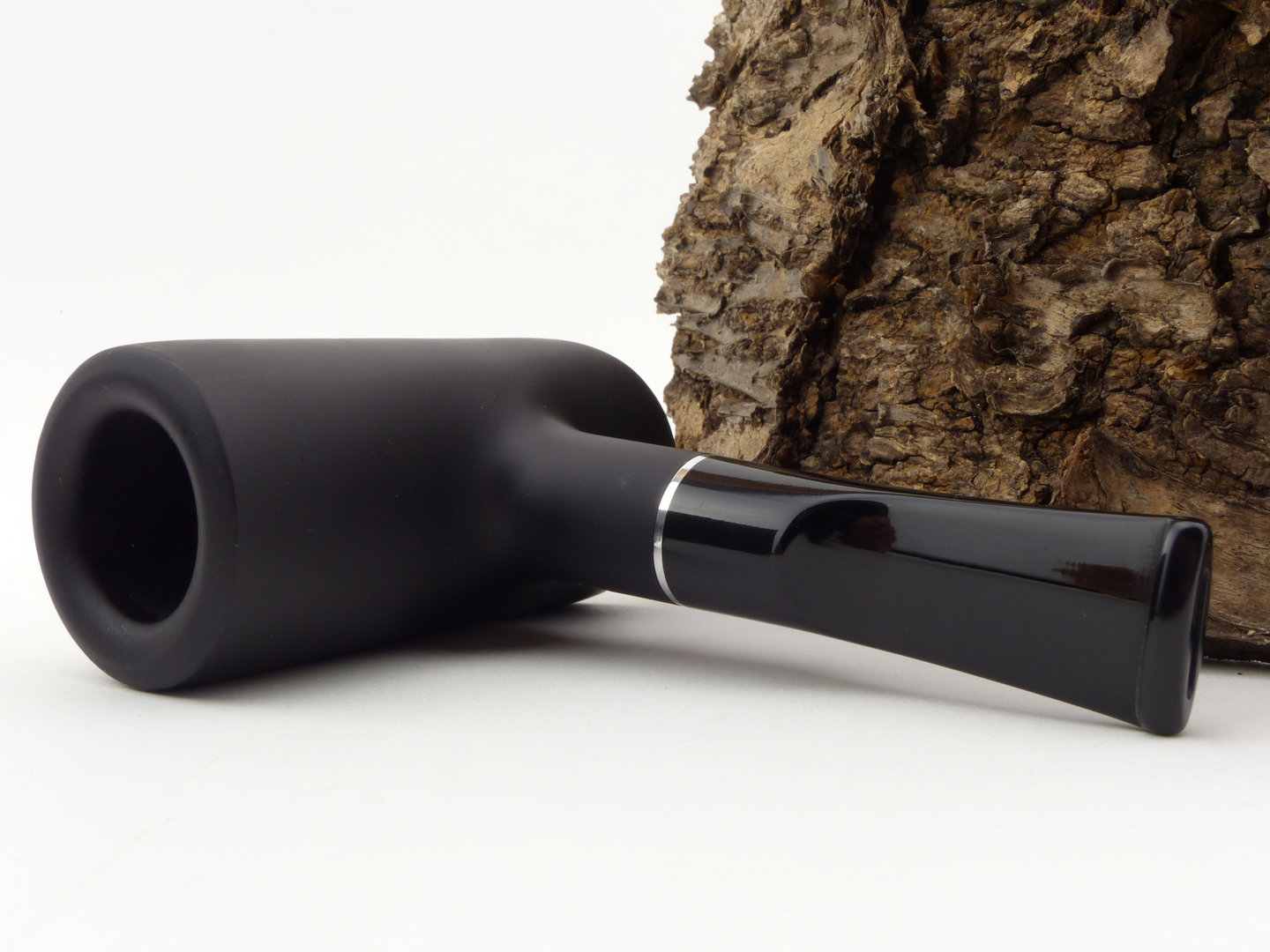 molina_shorty_6_black_5