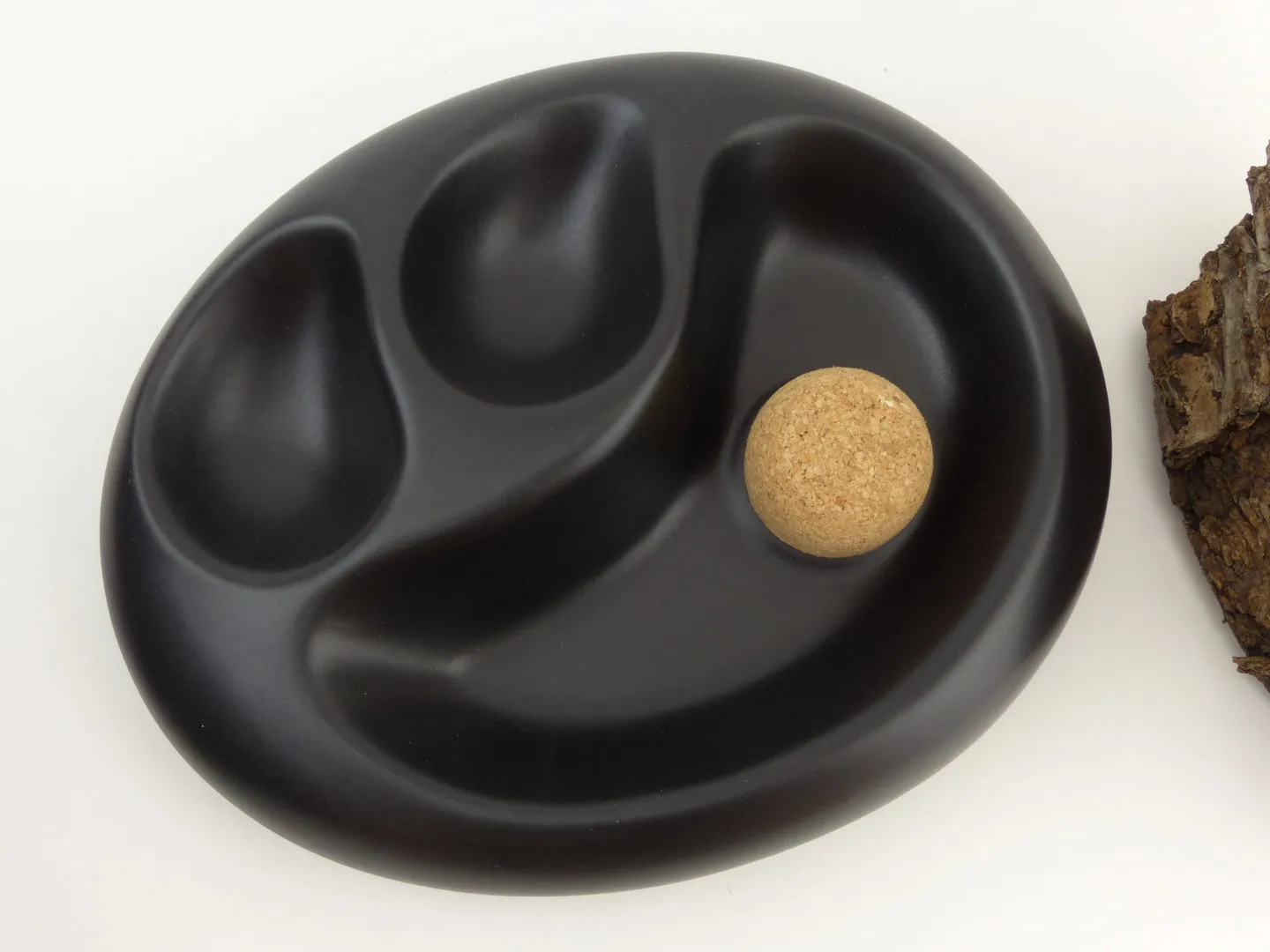 pfeifenaschenbecher_oval_schwarz_matt_2_2