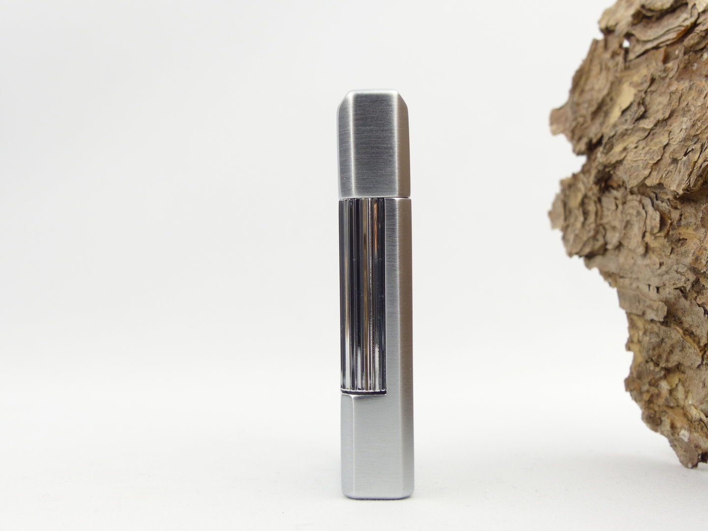 rattrays_bel_stripe_chrome_2