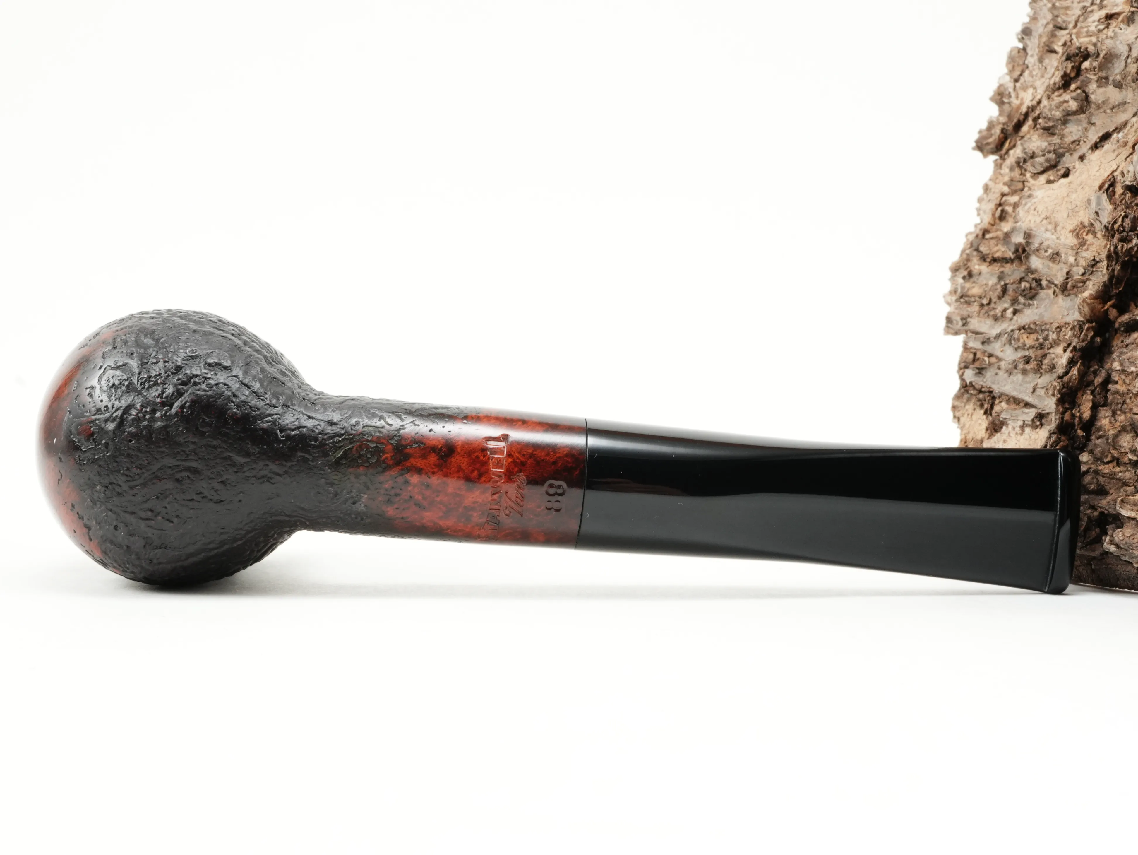 Unterseite der Stanwell Vario 88 Pfeife mit glatt polierter Fläche und Stempelung Stanwell Vario 88