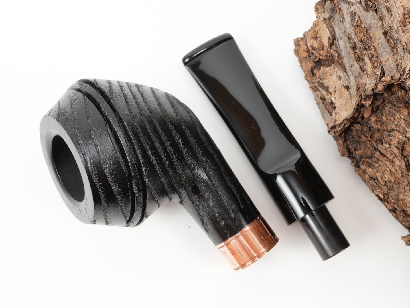 rattrays_distillery_129_G_black_9