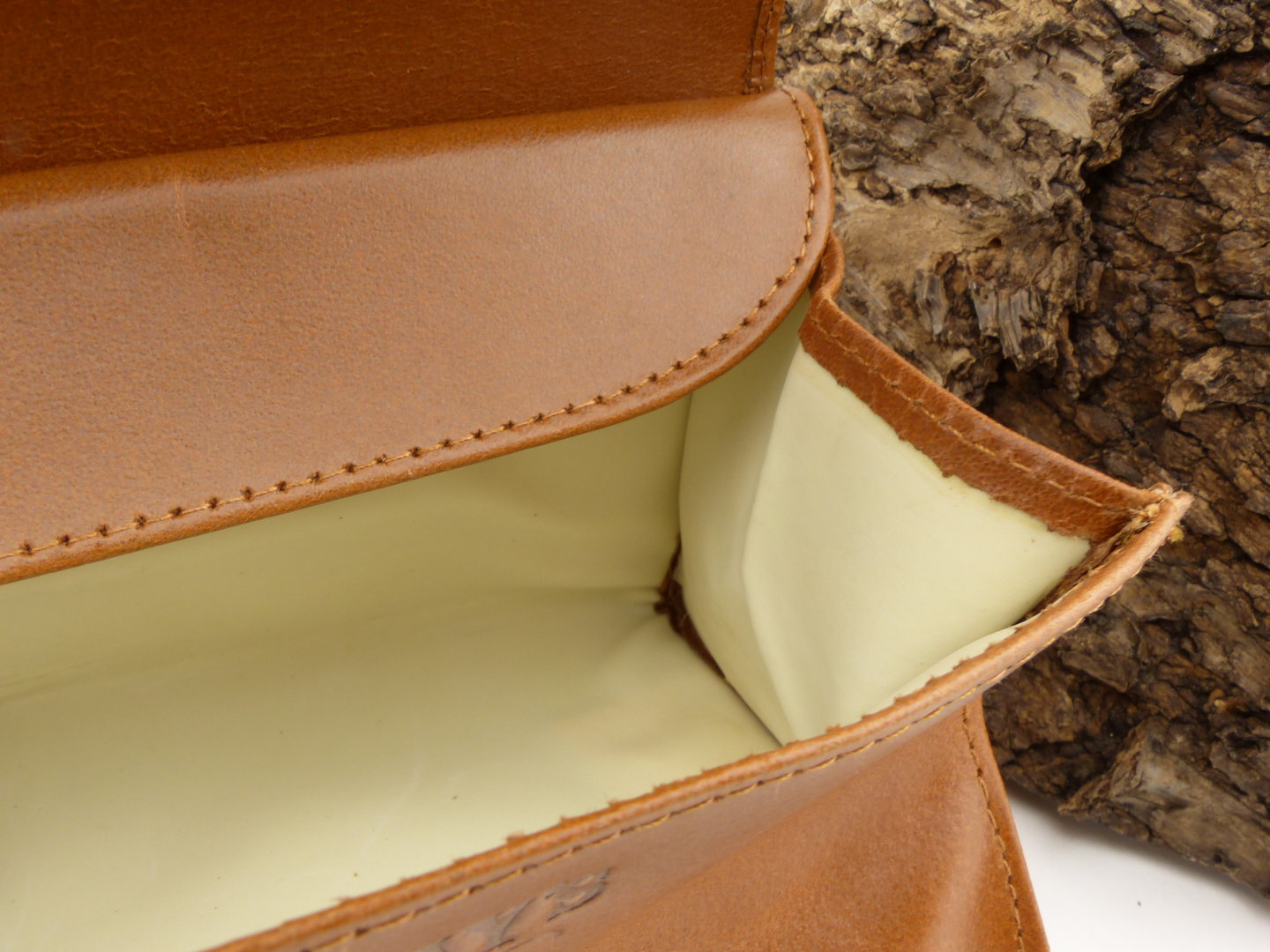 rattrays_tabakbeutel_whisky_tp3_5