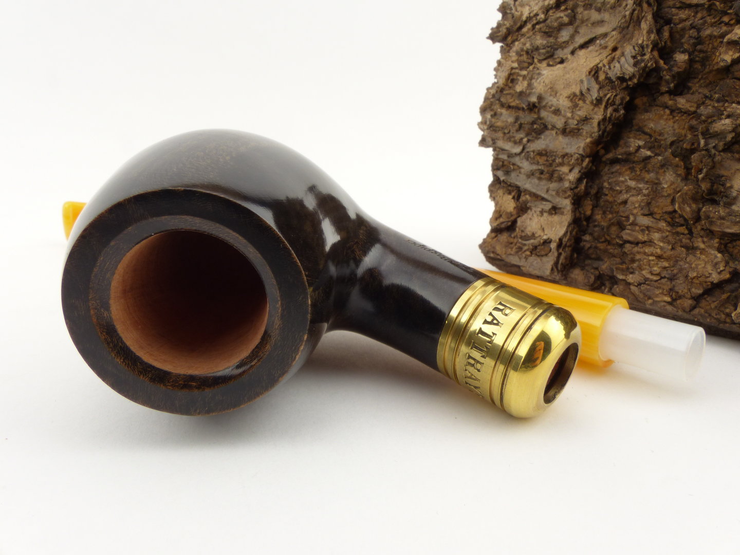 rattrays_the_bagpiper_grey_yellow_8