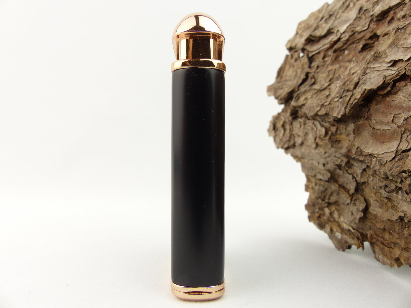 colibri_pfeifenfeuerzeug_schwarz_gold_294589_2