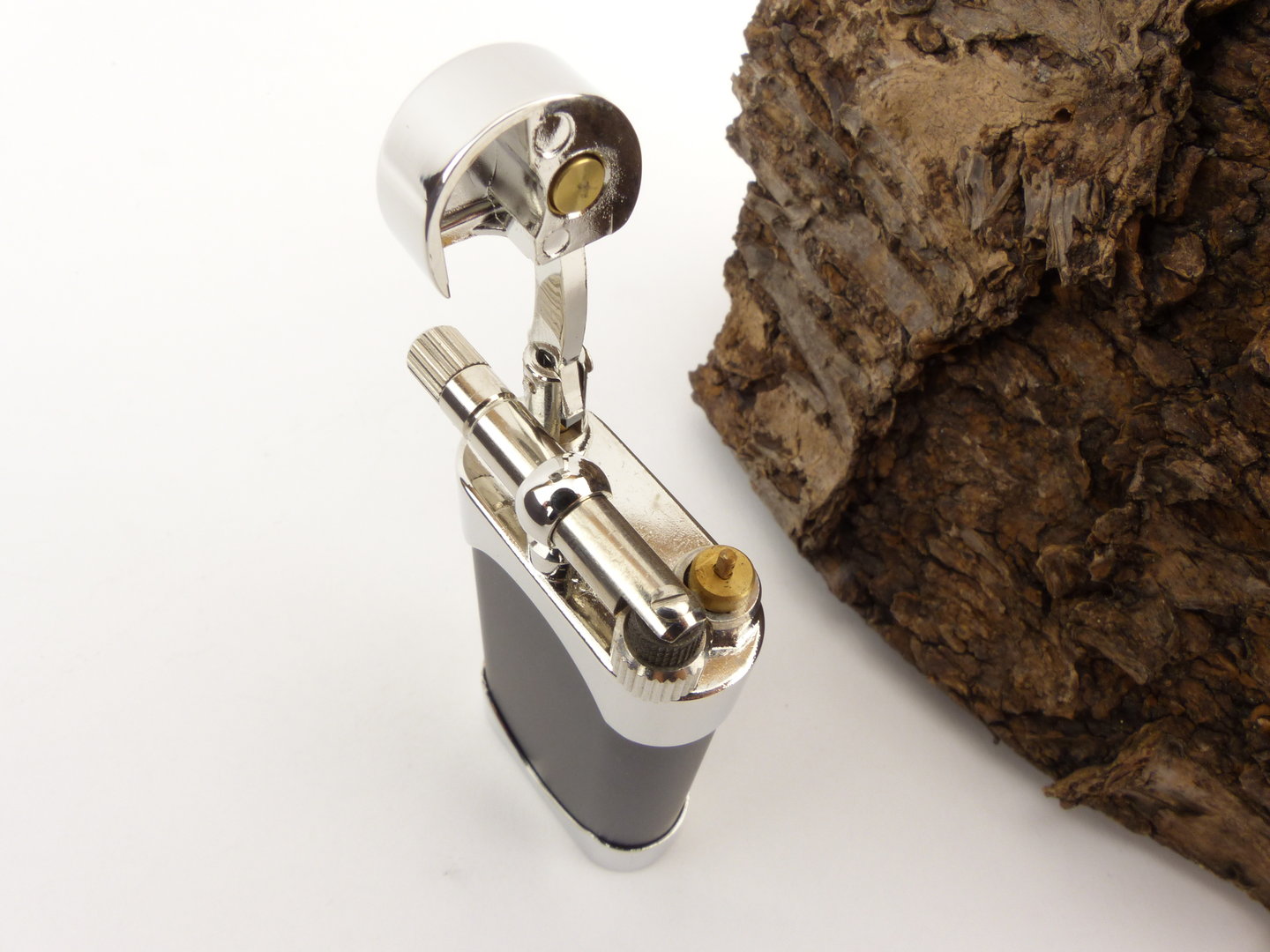 kiribi_Mikazuki_Black_pipe_lighter_6