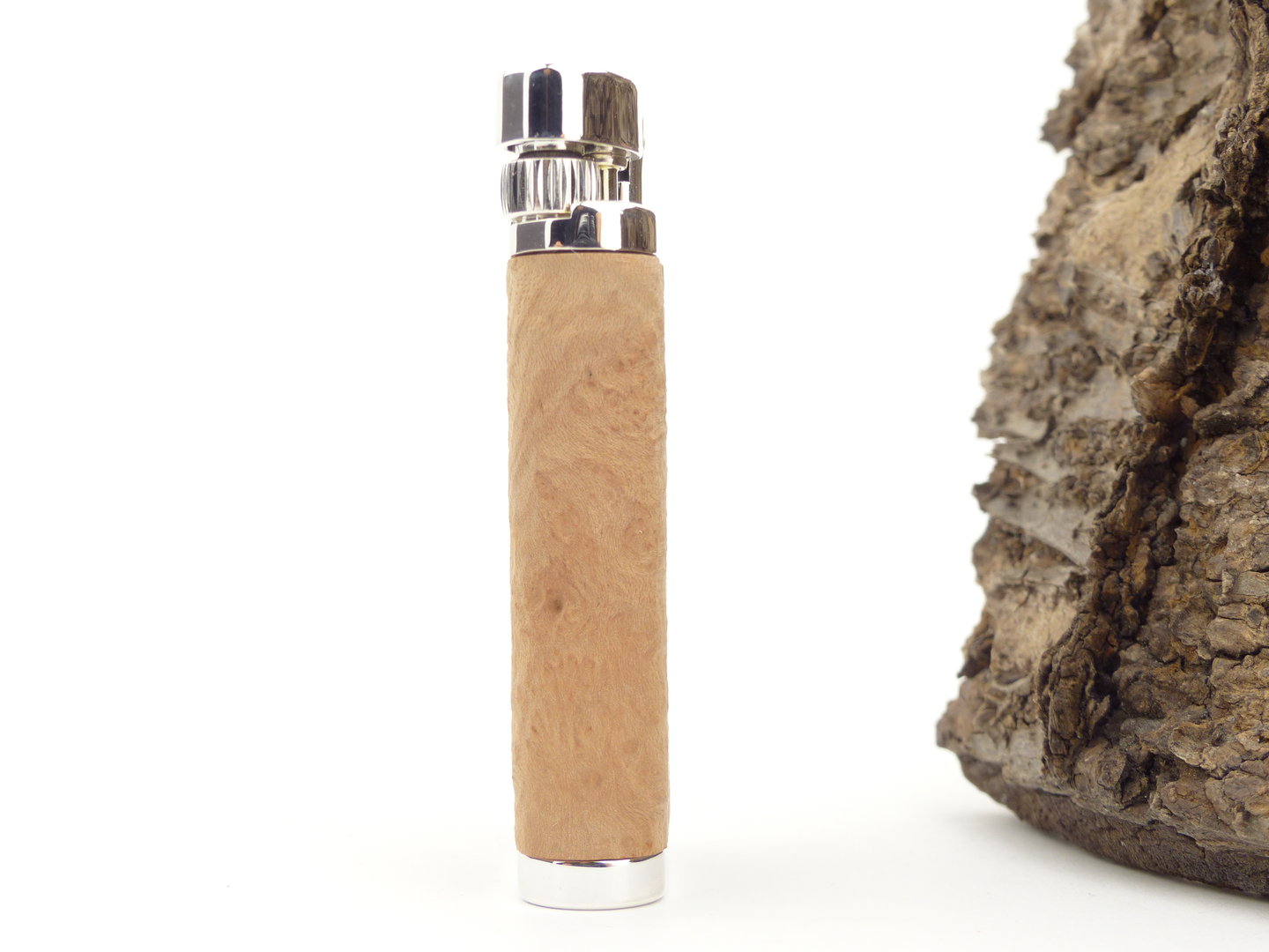 im_corona_old_boy_64-4002_4