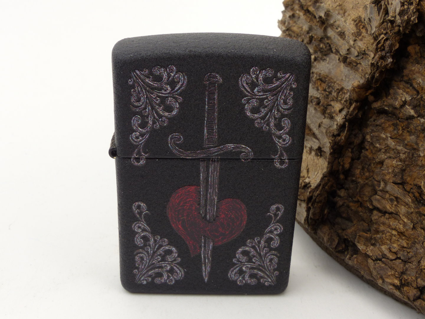 zippo_feuerzeug_heart_tattoo_60006605_2
