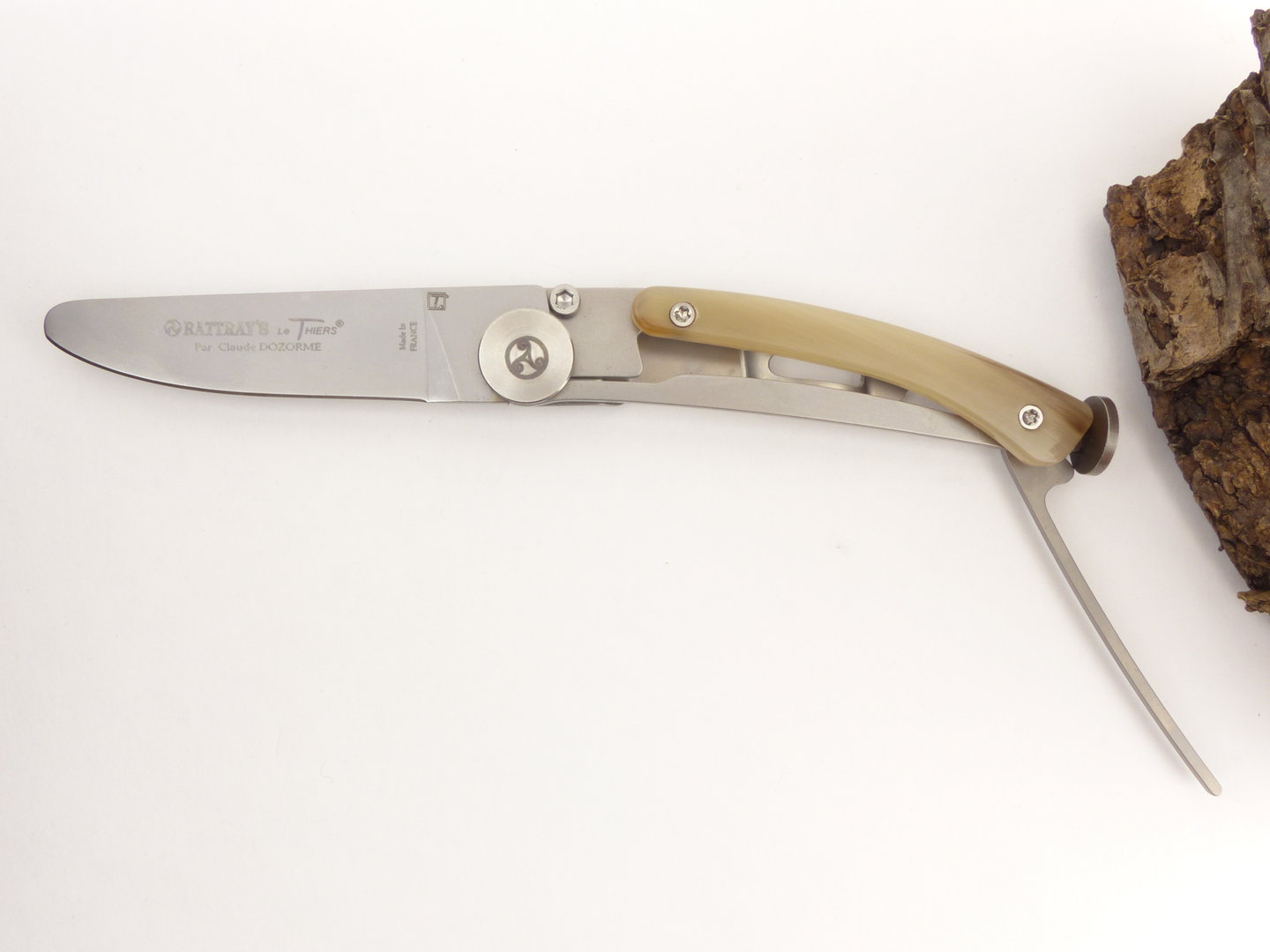 rattrays_pfeifenmesser_explorer_light_horn_5