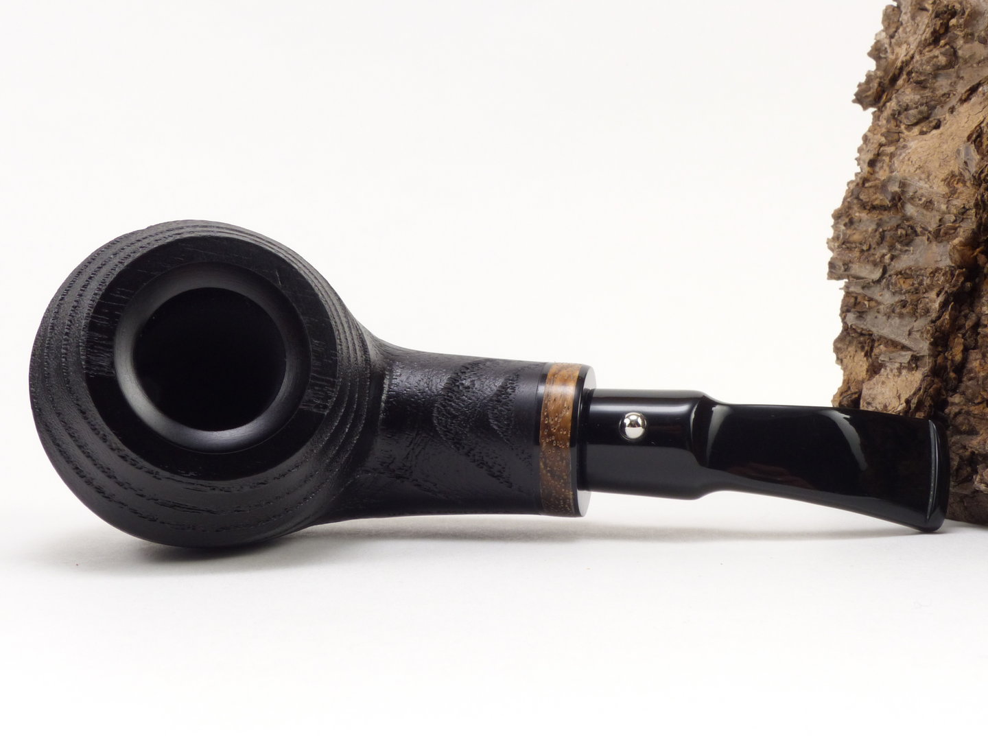 white_elephant_pipe_pfeife_cameroon_3_6_1