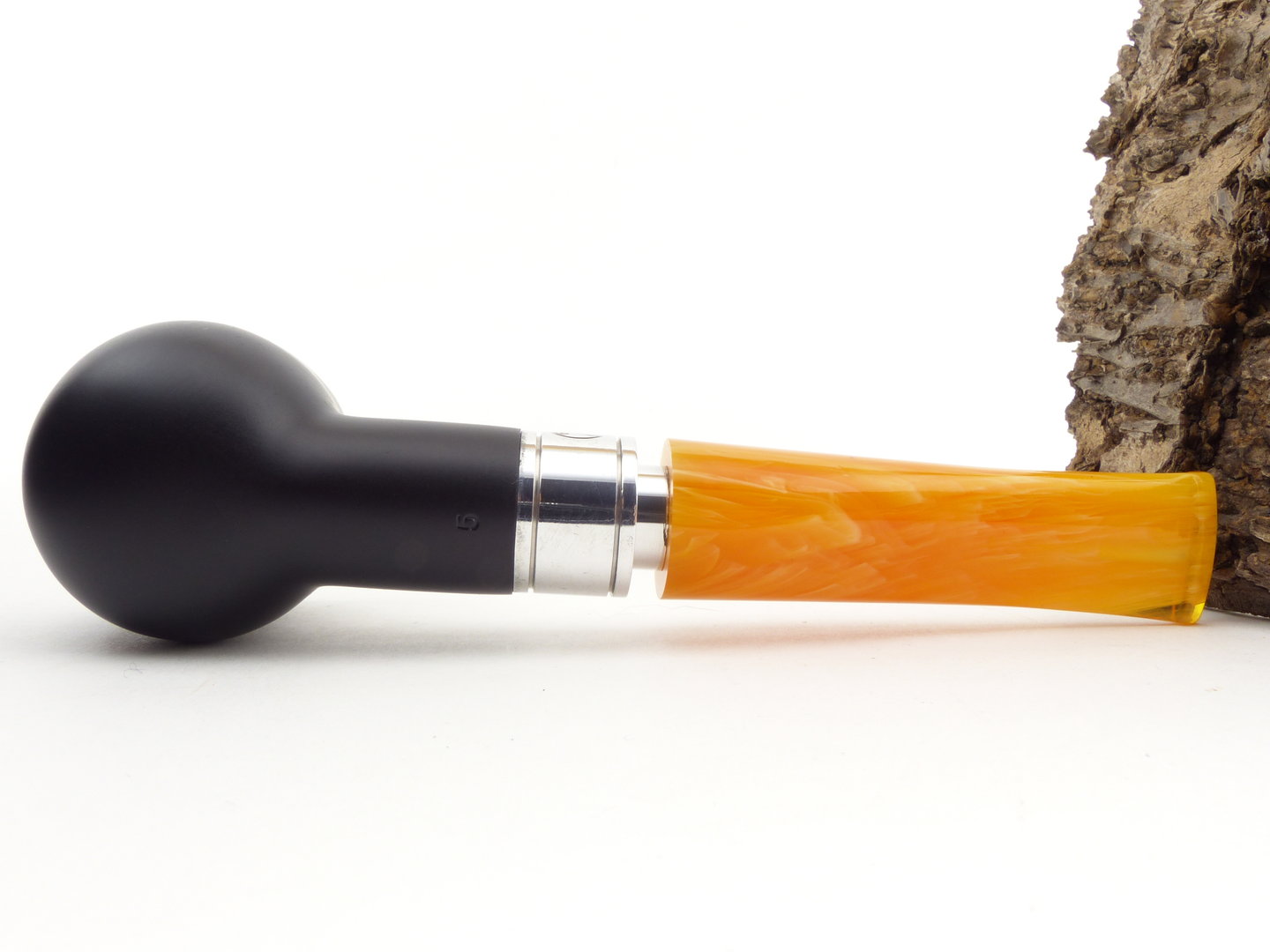 rattrays_monarch_5_black_7