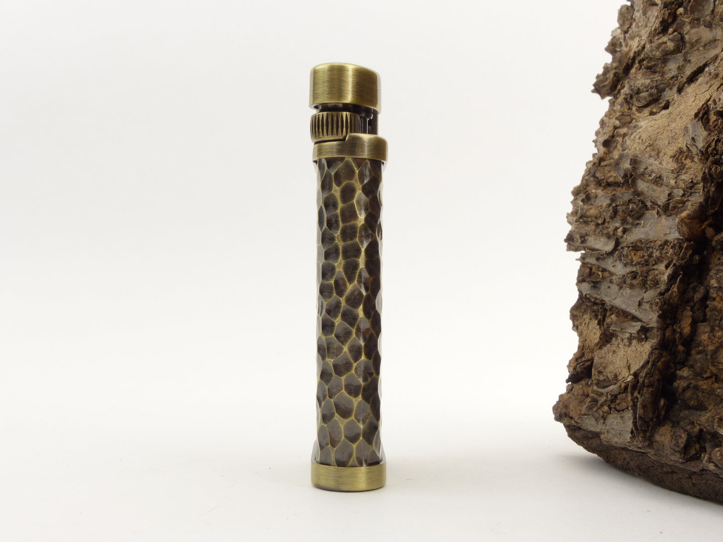 im_corona_old_boy_64-2217_2