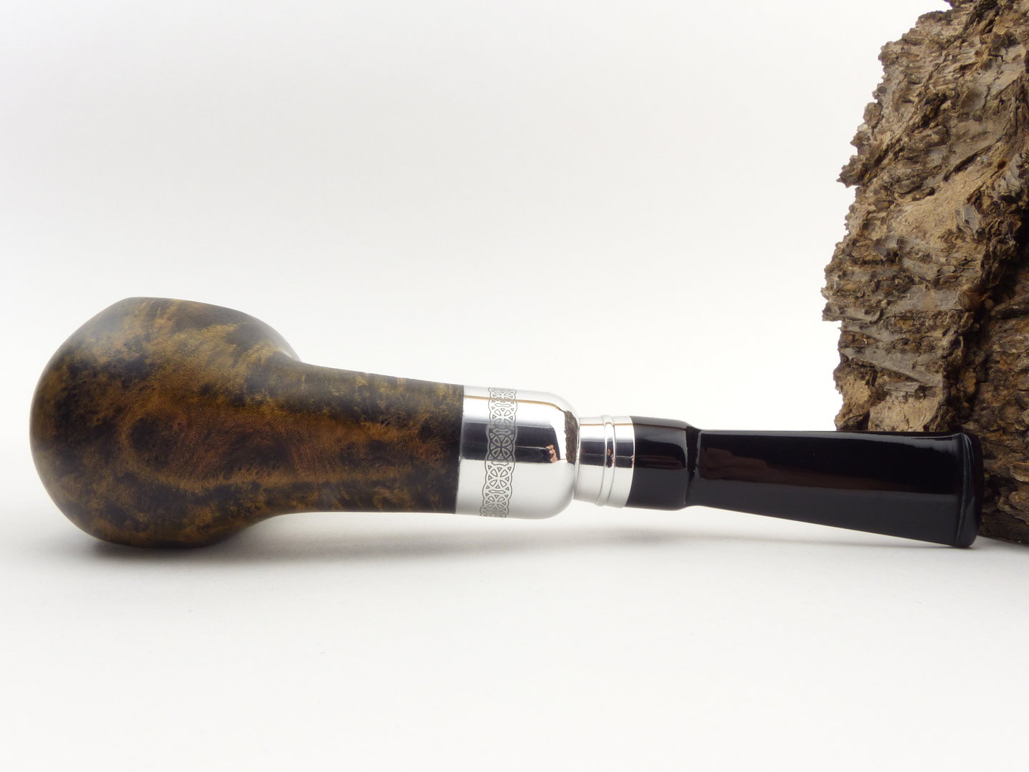 Rattrays_pipe_of_the_year_Jahrespfeife_2023_contrast_7